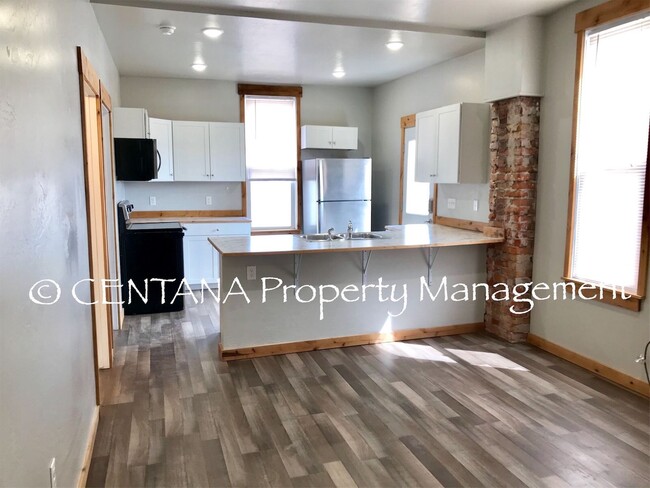 property at 600 S Montana St
