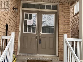 90 Kilrea Way in Brampton, ON - Building Photo - Building Photo