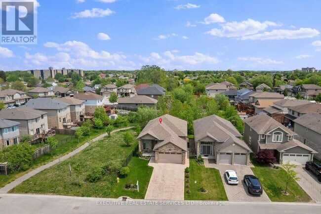 2884 Devon Road in London, ON - Building Photo - Building Photo