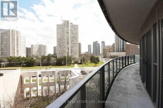 60 Absolute Ave in Mississauga, ON - Building Photo - Building Photo