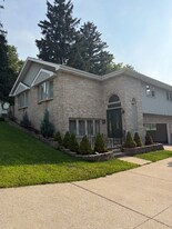 712 Chestnut St in Lemont, IL - Building Photo