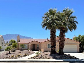 30399 Sterling Rd in Cathedral City, CA - Building Photo - Building Photo