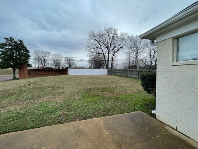 8754 Cat Tail Dr in Southaven, MS - Building Photo - Building Photo