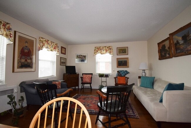 393 Broadway, Unit #1