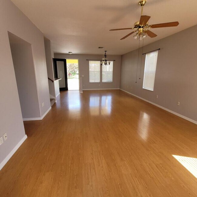 3141 Town Ave in New Port Richey, FL - Building Photo - Building Photo