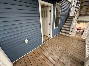 47 Brackett St, Unit 1 in Boston, MA - Building Photo - Building Photo