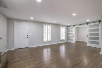 10530 W 92nd Pl in Overland Park, KS - Building Photo - Building Photo