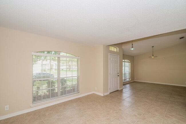 12306 Bucks Harbor Dr S in Jacksonville, FL - Building Photo - Building Photo