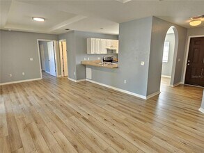 8470 Drolet Ave in North Port, FL - Foto de edificio - Building Photo