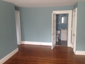 261 Grand St in Newburgh, NY - Building Photo - Interior Photo