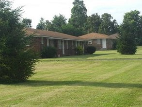 Prairie Oak Village in Battlefield, MO - Building Photo - Building Photo