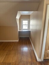 5483 Grasmere Ave in Maple Heights, OH - Building Photo - Building Photo