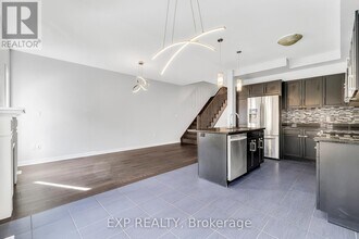 89 Sonoma Valley Cres in Hamilton, ON - Building Photo - Building Photo