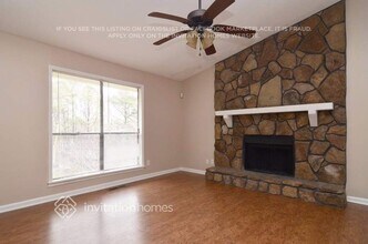 4961 Ridgeside Ct, Unit 1491-106 in Acworth, GA - Foto de edificio - Building Photo