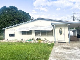 1840 NW 26th Terrace