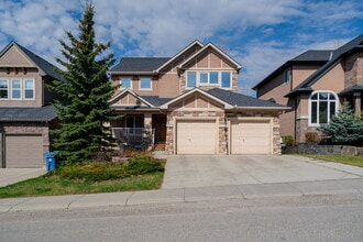 113 Aspen Stone Rd SW in Calgary, AB - Building Photo - Building Photo