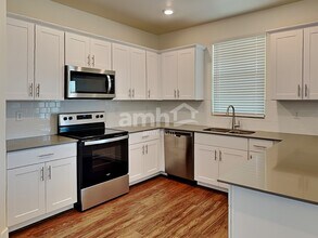 21536 S 231st St in Queen Creek, AZ - Foto de edificio - Building Photo