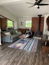 5205 Dover St in Arvada, CO - Foto de edificio - Building Photo