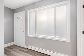 2407 Buchanan St NE in Minneapolis, MN - Building Photo - Building Photo