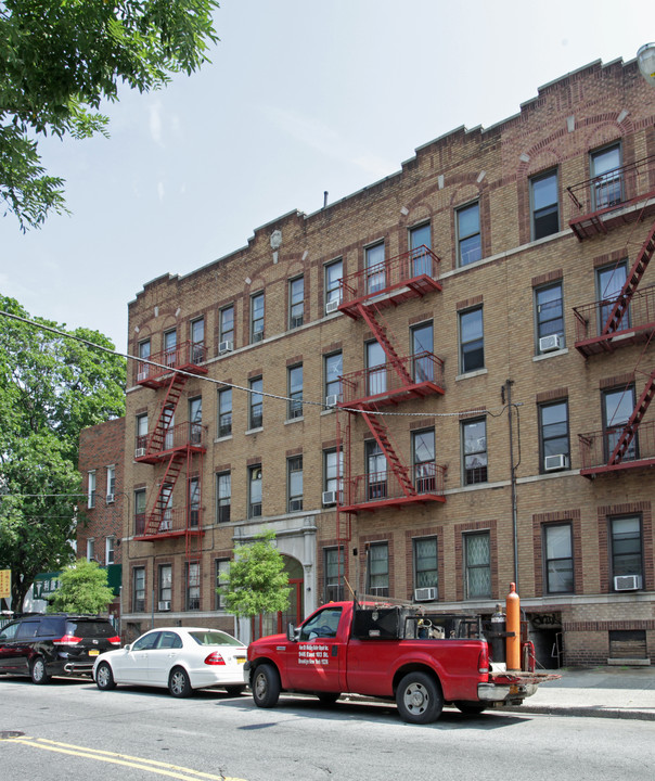 837 60th St in Brooklyn, NY - Building Photo