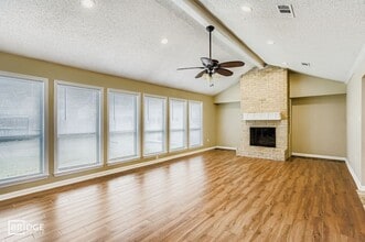 15710 Sandy Hill Dr, Unit G in Houston, TX - Building Photo - Building Photo