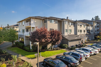 Courtyard Village in Portland, OR - Building Photo - Building Photo