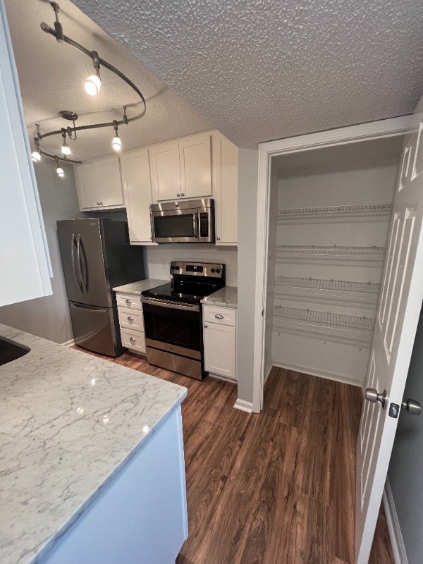 8802 Eager Rd, Unit Unit 1 in St. Louis, MO - Building Photo - Building Photo