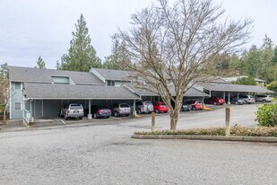 Central Park Apartments in Bremerton, WA - Building Photo