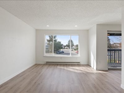 Kamden Court: Leasing Specials! Great location in Kennewick! in Kennewick, WA - Building Photo - Building Photo