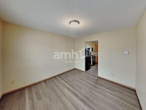 2245 Yagger Bay Dr in Hilliard, OH - Foto de edificio - Building Photo