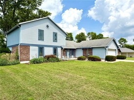 3360 Cortez Dr in Dayton, OH - Building Photo