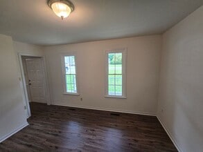 1113 Lemonwood Dr in Hopewell, VA - Building Photo - Building Photo