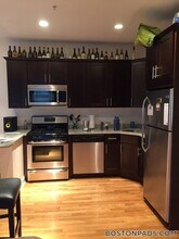 23 Washburn St, Unit 2 in Boston, MA - Building Photo - Building Photo