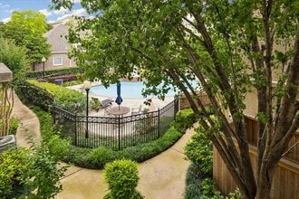 12707 Boheme Dr in Houston, TX - Foto de edificio - Building Photo