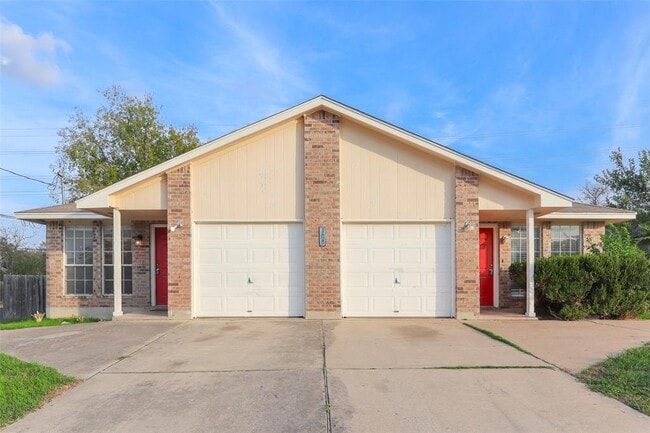 300 Tamara Dr in Georgetown, TX - Building Photo - Building Photo