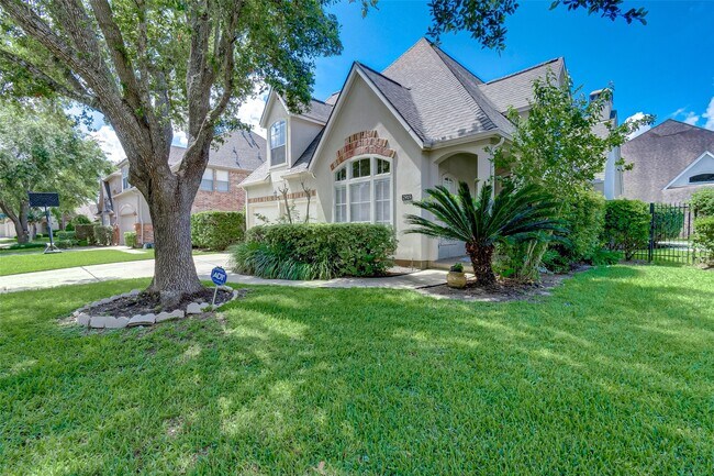 2915 Monet Dr in Sugar Land, TX - Building Photo - Building Photo