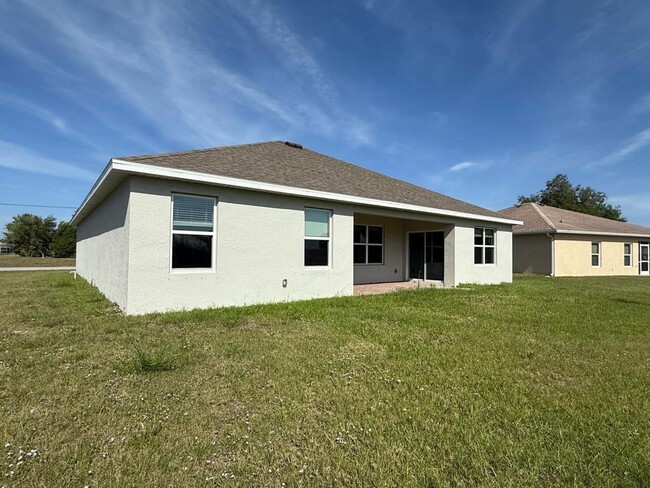 434 Rio De Janeiro Ave in Punta Gorda, FL - Building Photo - Building Photo