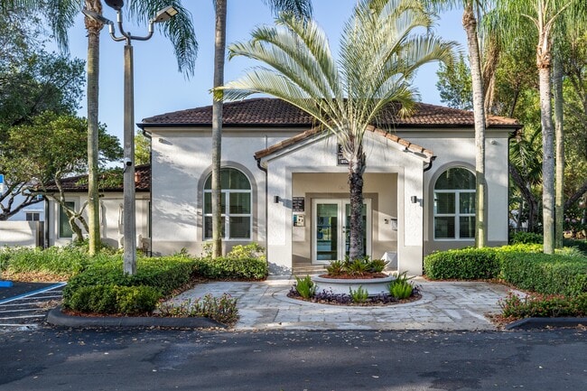 Riverwalk I Apartments in Homestead, FL - Building Photo - Building Photo