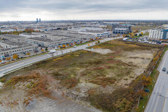 Charisma Condos North and South in Vaughan, ON - Building Photo - Primary Photo