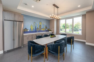 Presidential Point in Quincy, MA - Building Photo - Interior Photo