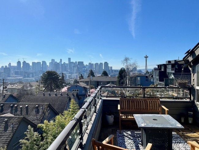 property at 1512 Taylor Ave N