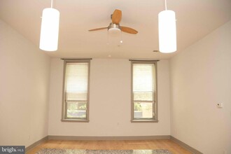 106-14 S 11th St in Philadelphia, PA - Building Photo - Building Photo
