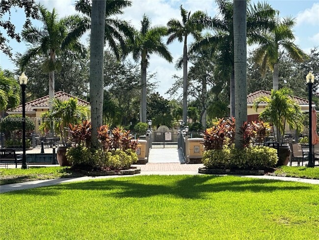 20257 Royal Villagio Ct in Estero, FL - Building Photo - Building Photo