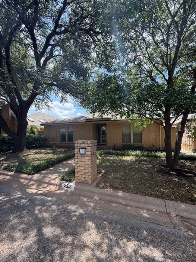 property at 2518 Brook Dr