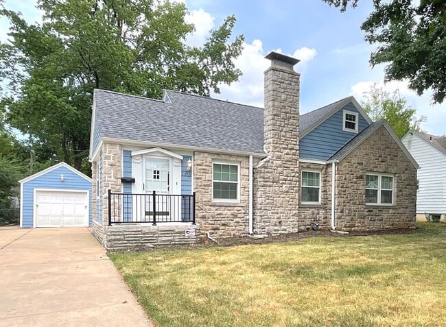 property at 1301 E University St