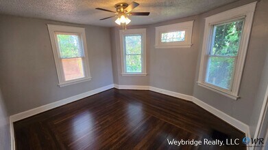 3319 Milton Ct in Cincinnati, OH - Building Photo - Building Photo
