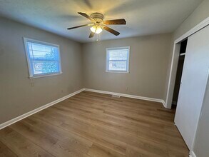 7058 Regalwood Ct in Thomasville, NC - Building Photo - Building Photo