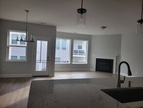 2021 Rooster Spur Ct, Unit 2021 in Durham, NC - Building Photo - Building Photo