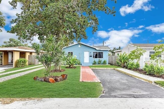 property at 2908 Van Buren St