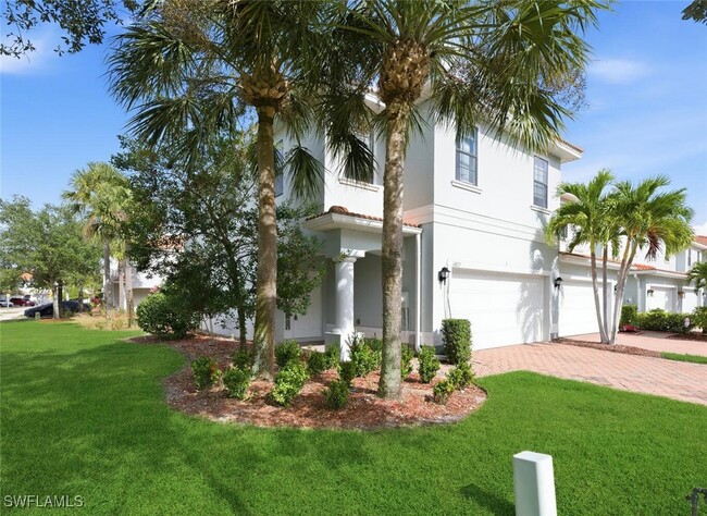 14825 Sutherland Ave in Naples, FL - Building Photo - Building Photo